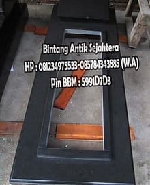 Makam Granit Minimalis