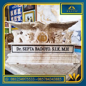 Papan Nama Meja Onyx papan nama batu alam onyx desain garuda